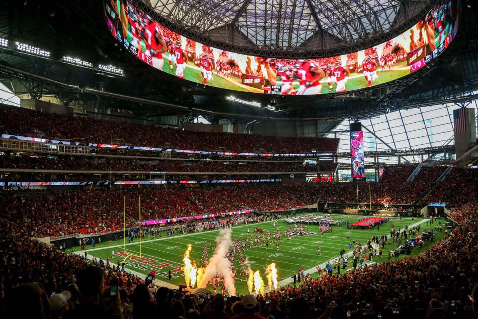 Mercedes-Benz-Stadium-football